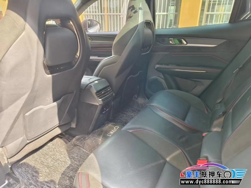 21年领克05轿车抵押车出售