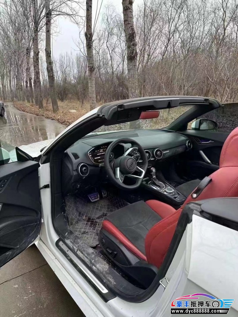 17年奥迪TT轿车抵押车出售