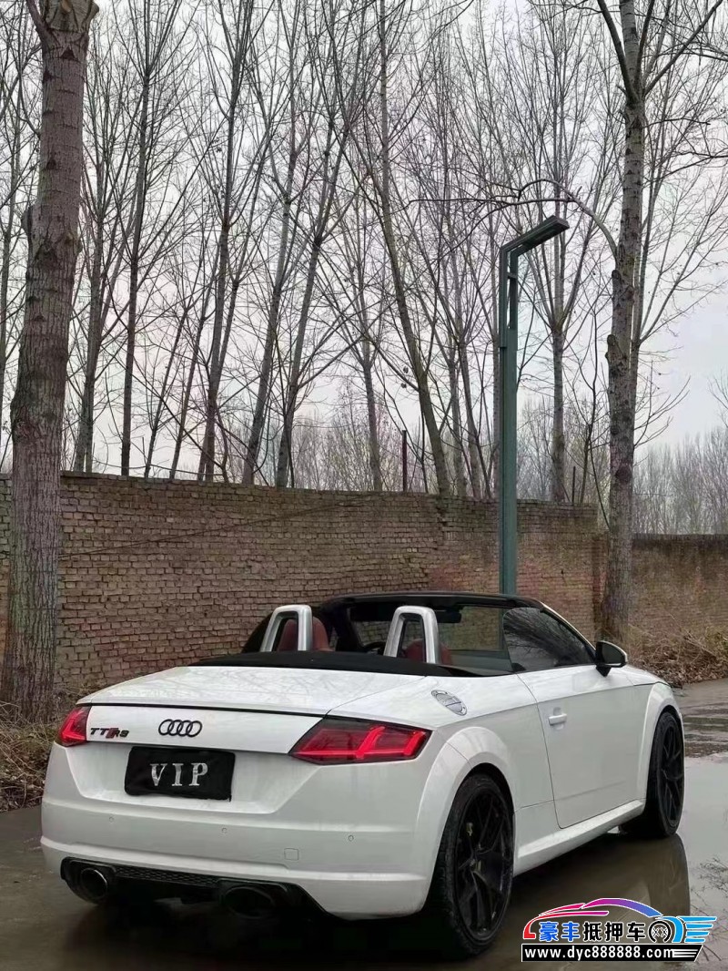 17年奥迪TT轿车抵押车出售