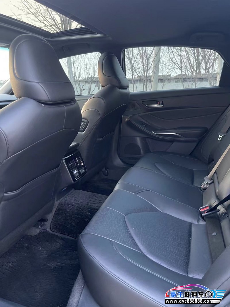 23年丰田亚洲龙轿车抵押车出售