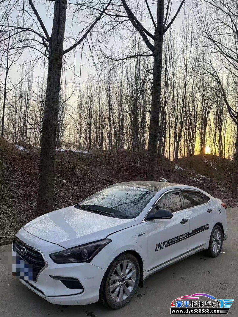 18年现代名图轿车抵押车出售