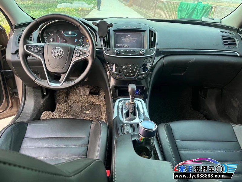 15年别克君威轿车抵押车出售