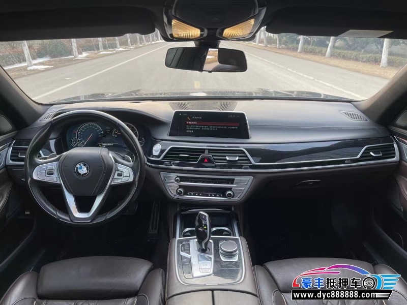 18年宝马7系轿车抵押车出售