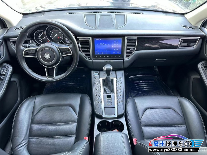 19年众泰SR9轿车抵押车出售