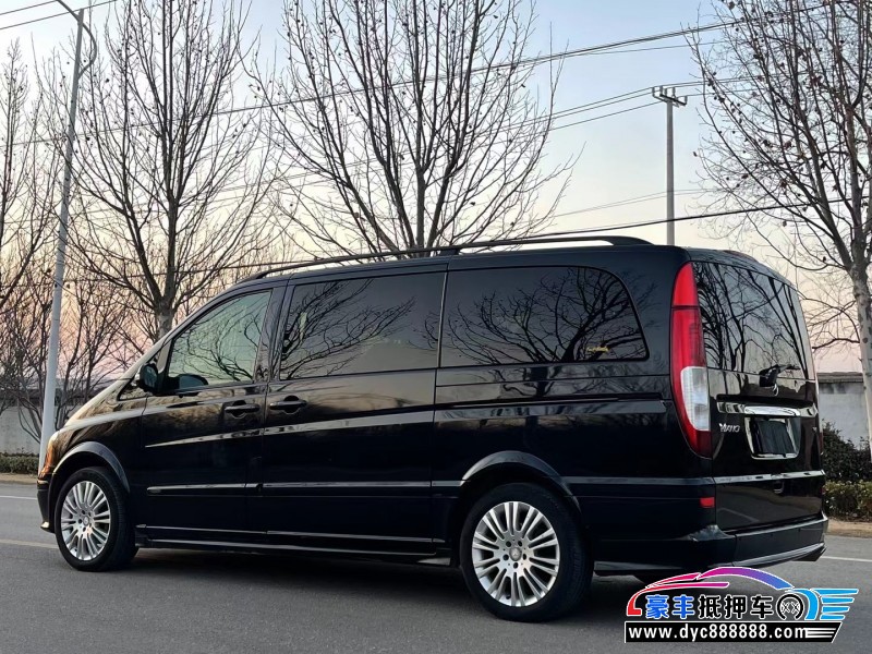 11年奔驰唯雅诺MPV抵押车出售