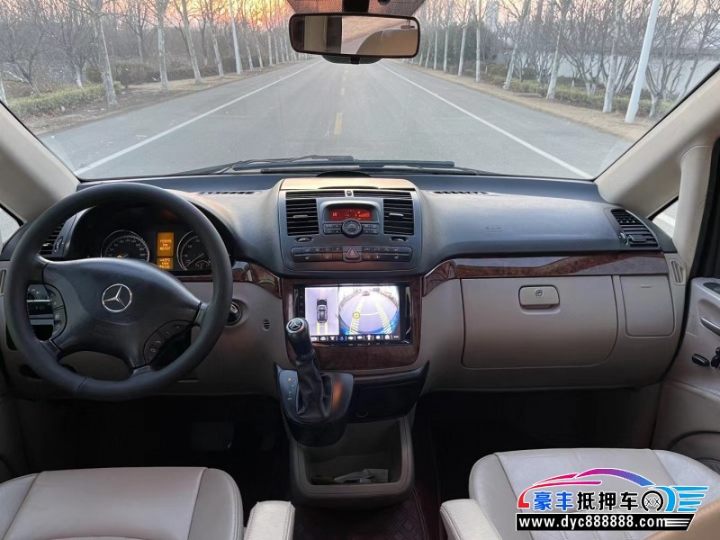 11年奔驰唯雅诺MPV抵押车出售