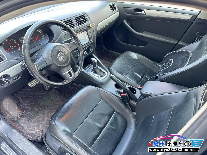 15年大众速腾轿车抵押车出售