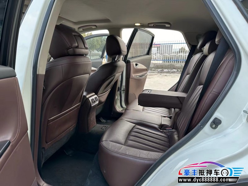 17年英菲尼迪QX50SUV抵押车出售