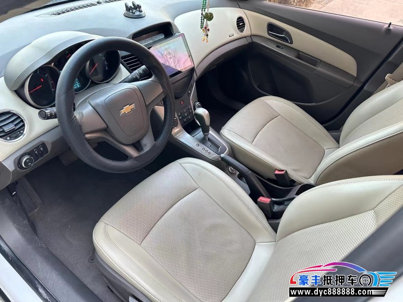 15年雪佛兰科鲁兹轿车抵押车出售