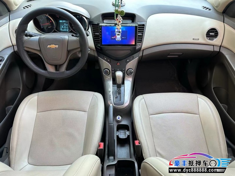 15年雪佛兰科鲁兹轿车抵押车出售