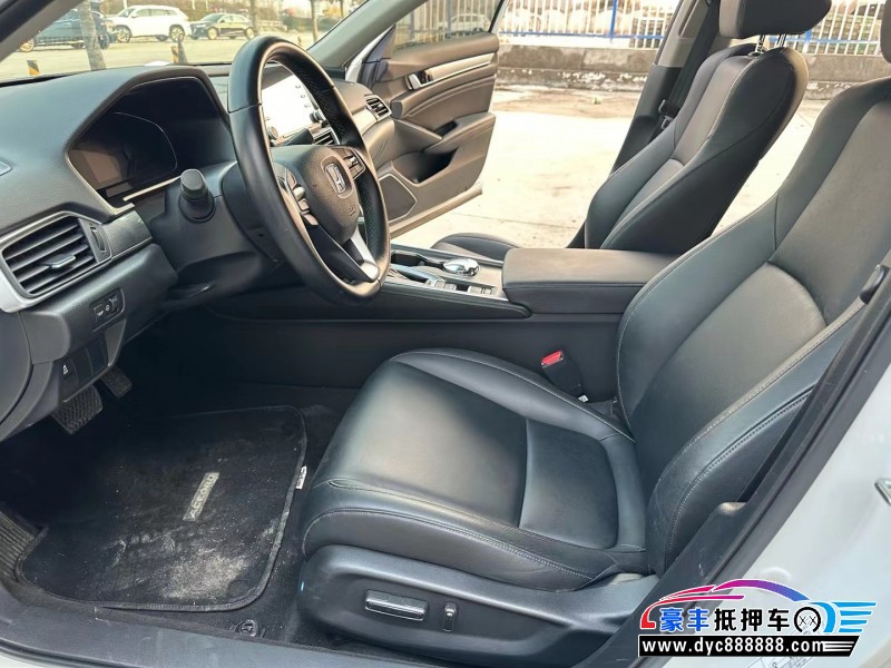 20年本田雅阁轿车抵押车出售