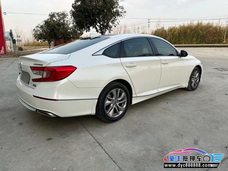 20年本田雅阁轿车抵押车出售