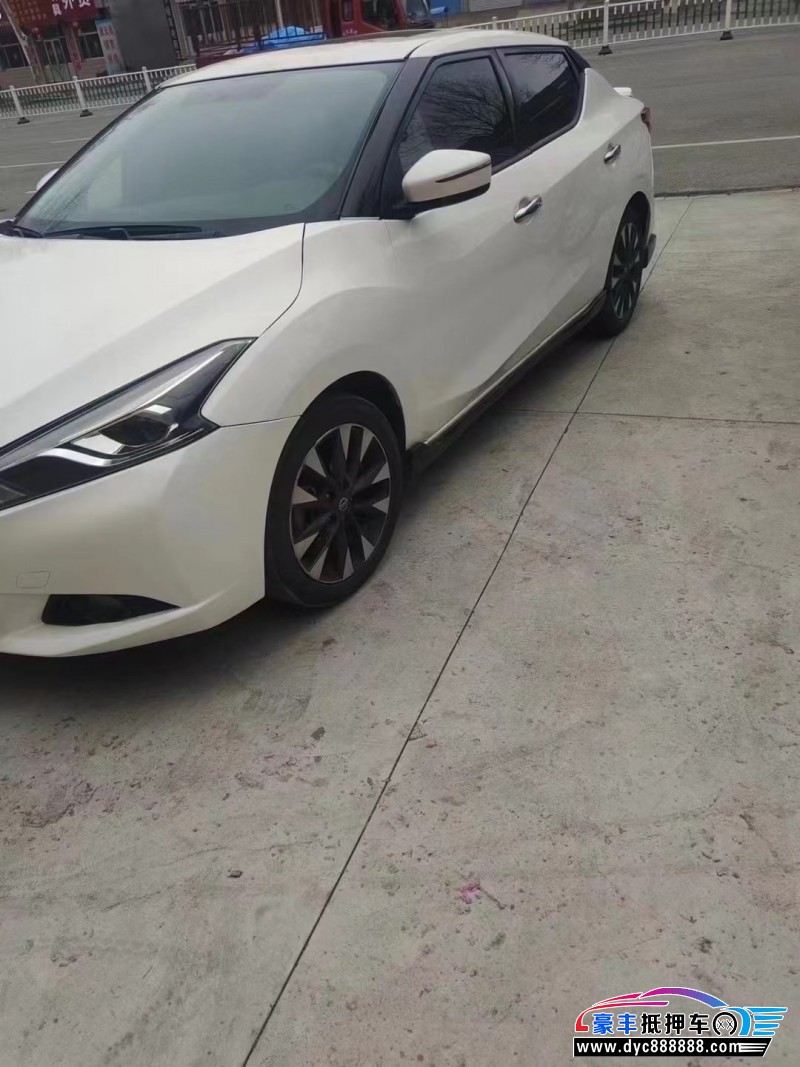 20年日产蓝鸟轿车抵押车出售