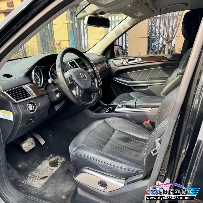 14年奔驰GLSUV抵押车出售