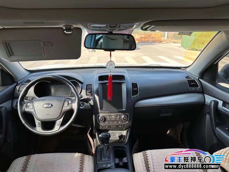 15年起亚索兰托轿车抵押车出售