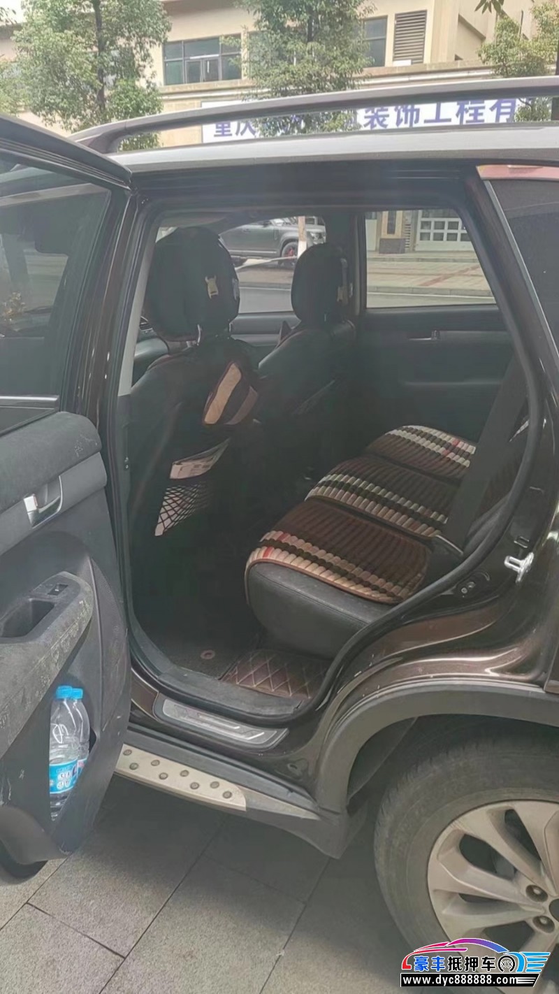 14年起亚索兰托轿车抵押车出售