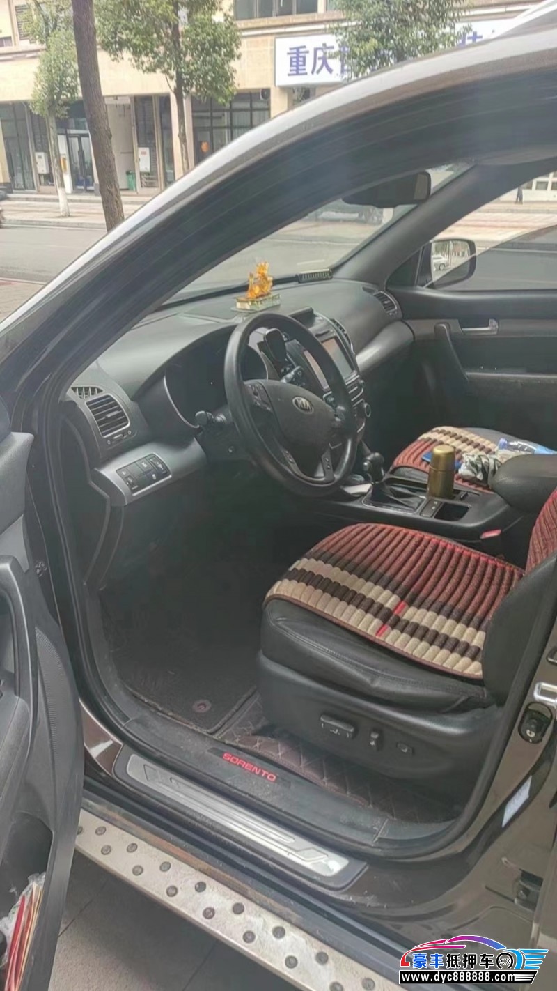 14年起亚索兰托轿车抵押车出售