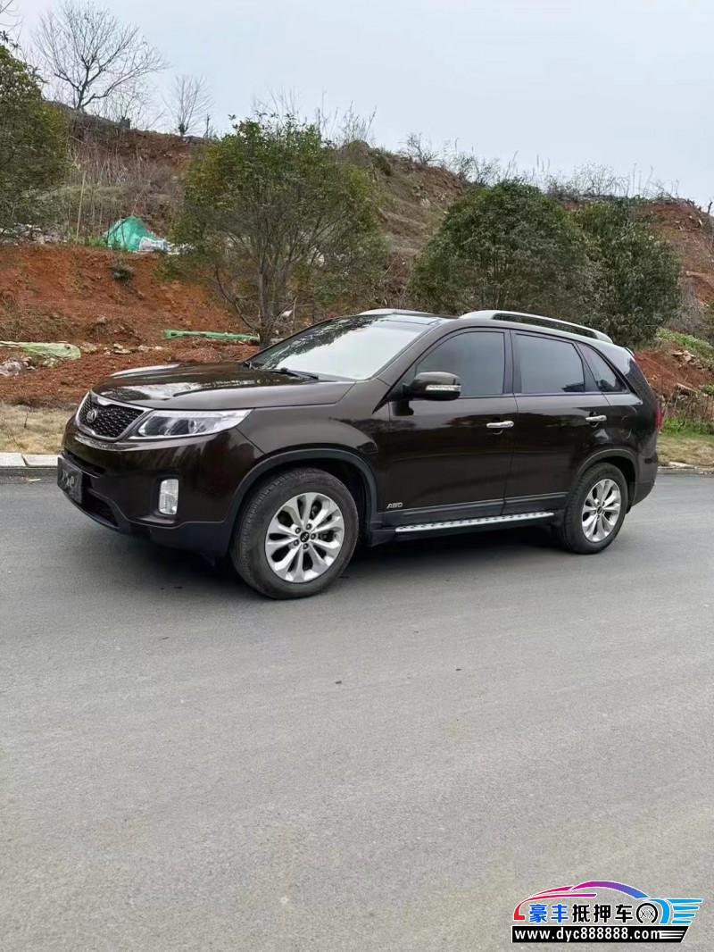 13年起亚索兰托轿车抵押车出售