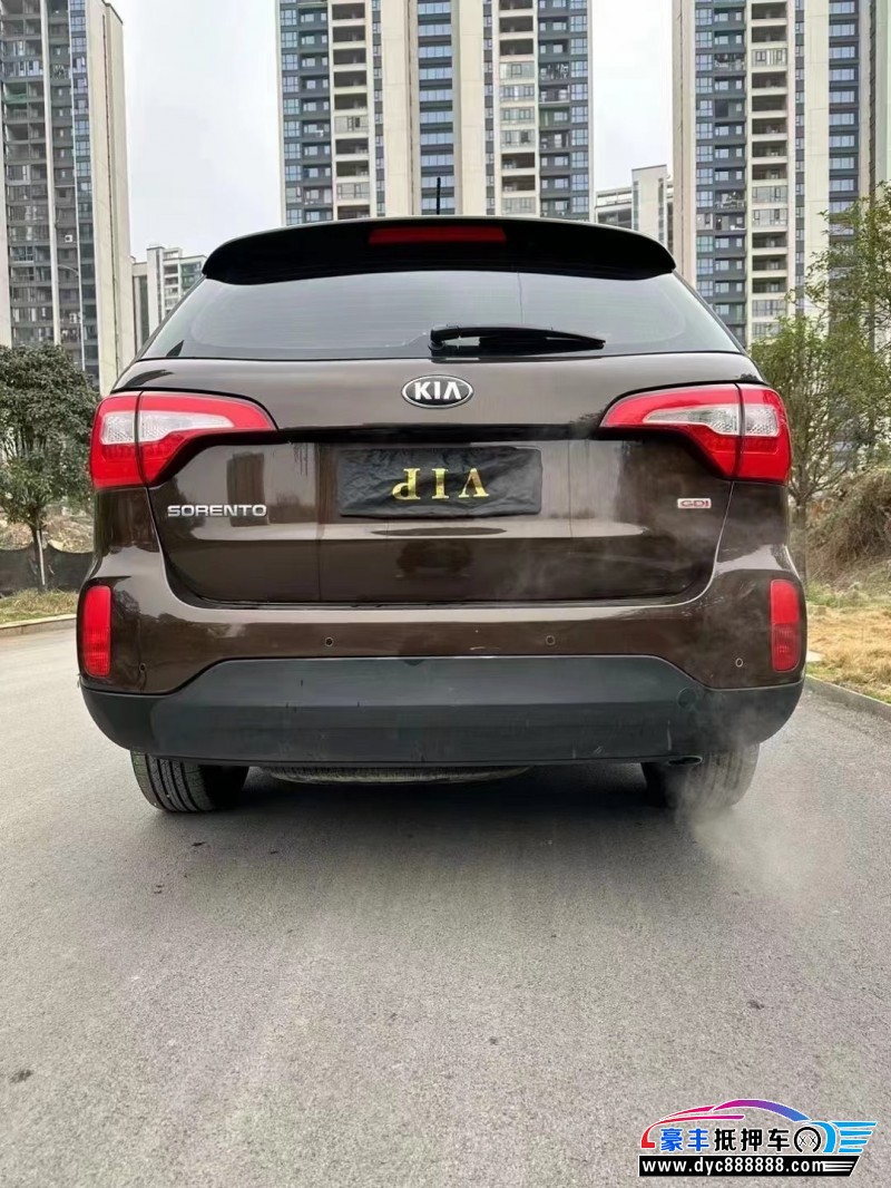 13年起亚索兰托轿车抵押车出售