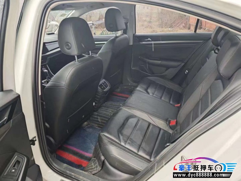 19年大众宝来轿车抵押车出售