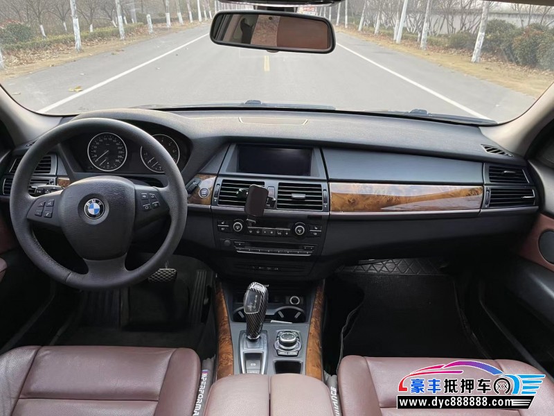 11年宝马X5SUV抵押车出售