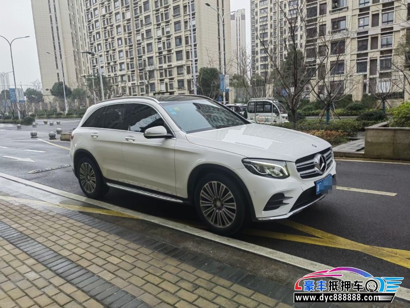 17年奔驰GLCSUV抵押车出售