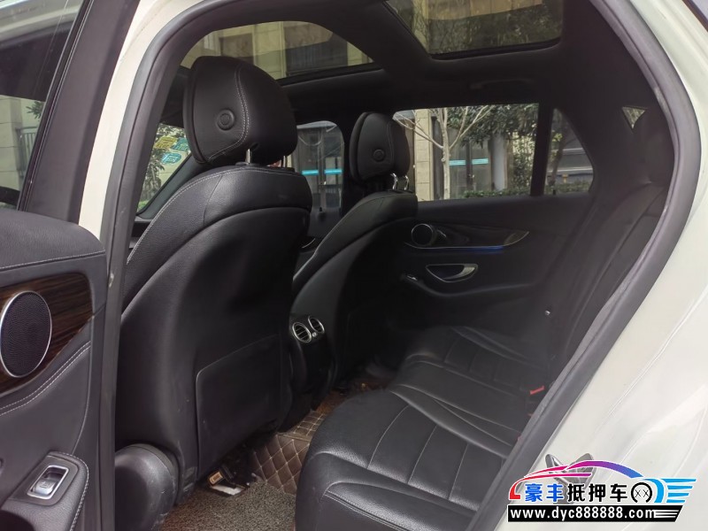 17年奔驰GLCSUV抵押车出售