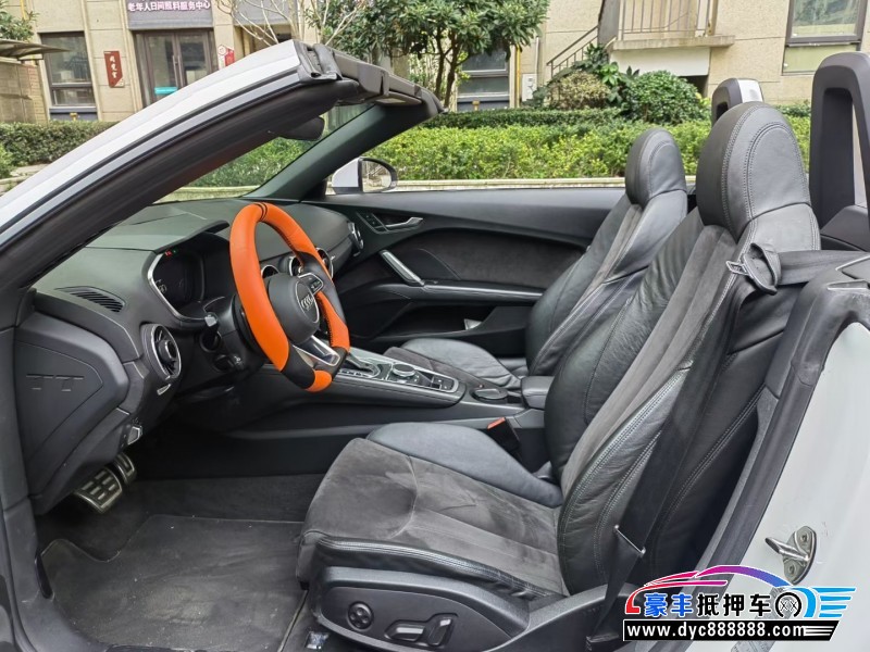 19年奥迪TT轿车抵押车出售