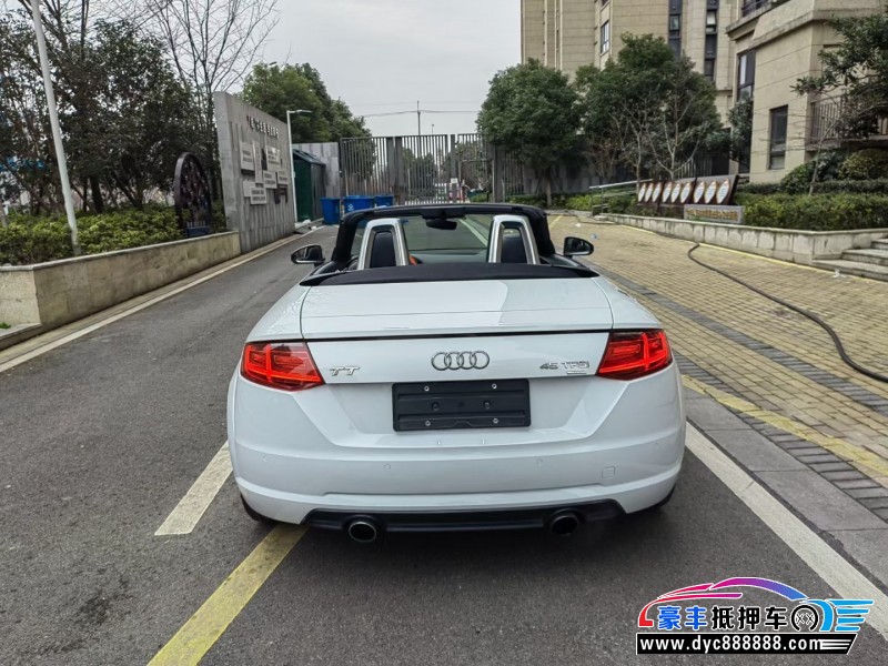 19年奥迪TT轿车抵押车出售