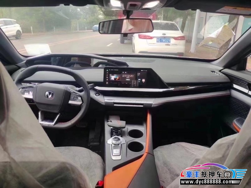 23年长安长安UNI轿车抵押车出售