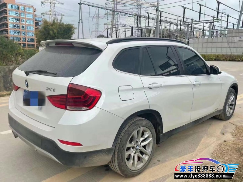 15年宝马X1轿车抵押车出售