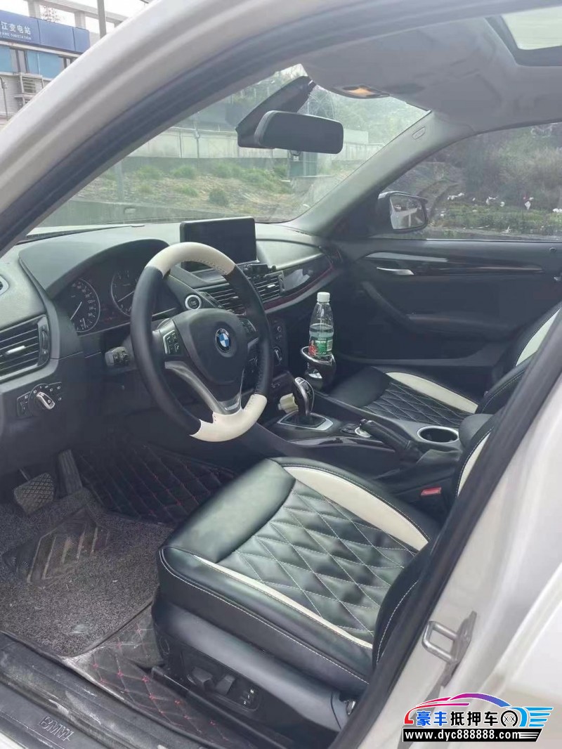 15年宝马X1轿车抵押车出售