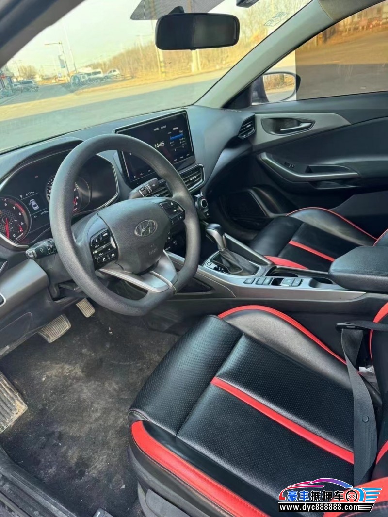 19年现代菲斯塔轿车抵押车出售