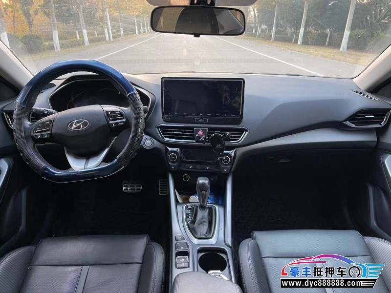 19年现代菲斯塔轿车抵押车出售