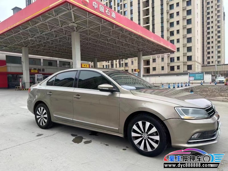 16年大众速腾轿车抵押车出售