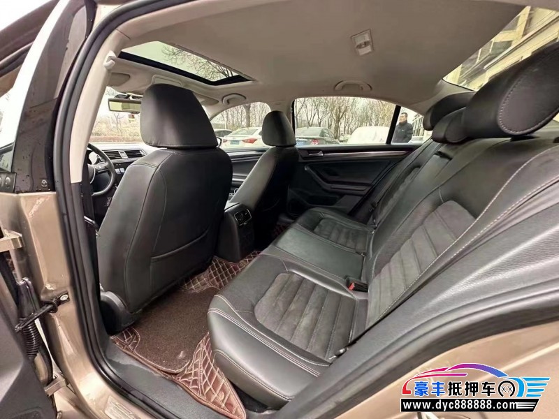 16年大众速腾轿车抵押车出售