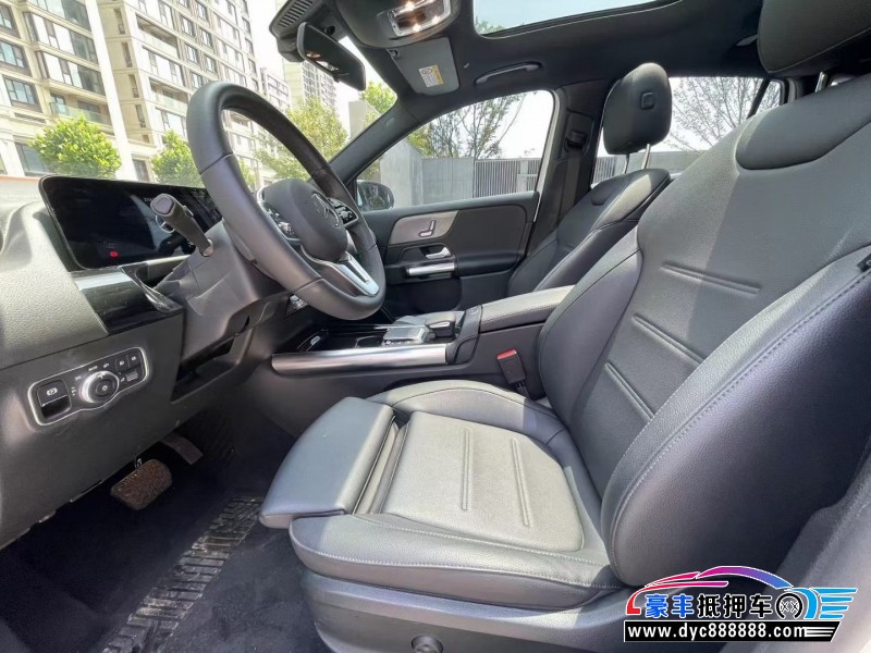 21年奔驰CLASUV抵押车出售