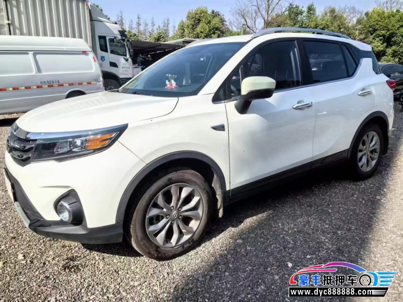 18年传祺gs3轿车抵押车出售