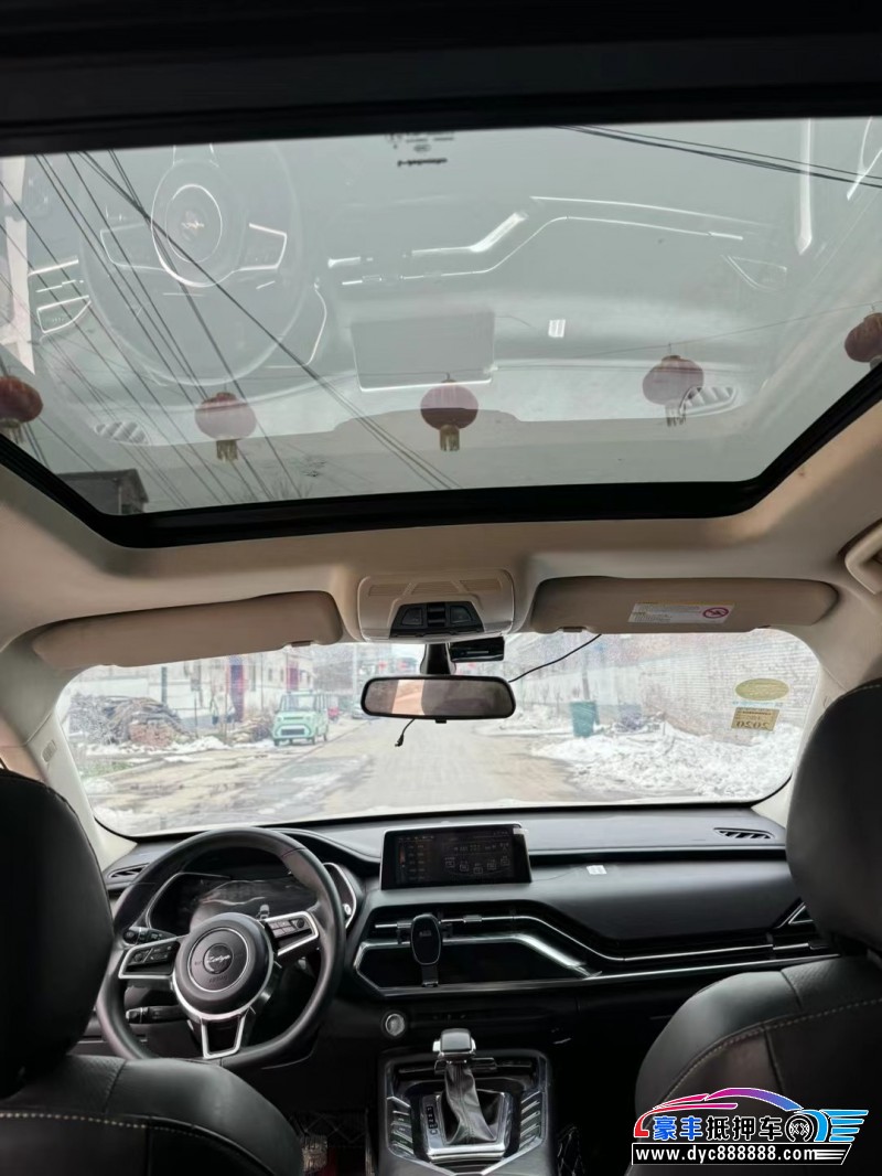 18年众泰T500轿车抵押车出售