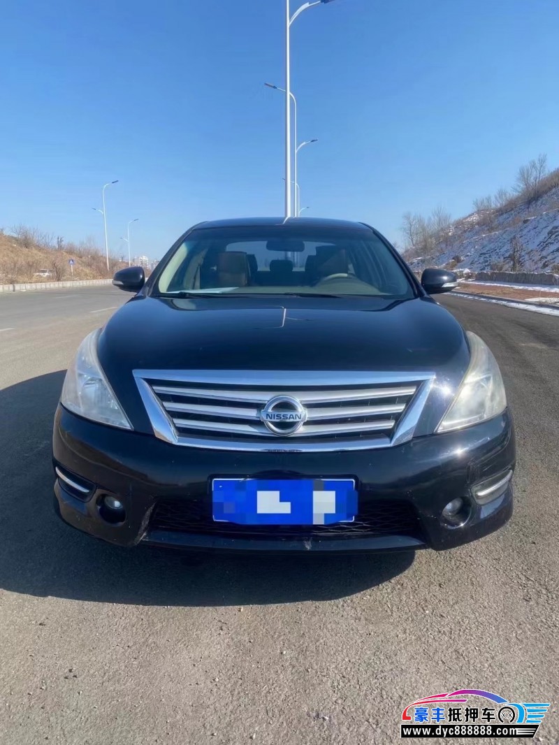 12年日产天籁轿车抵押车出售
