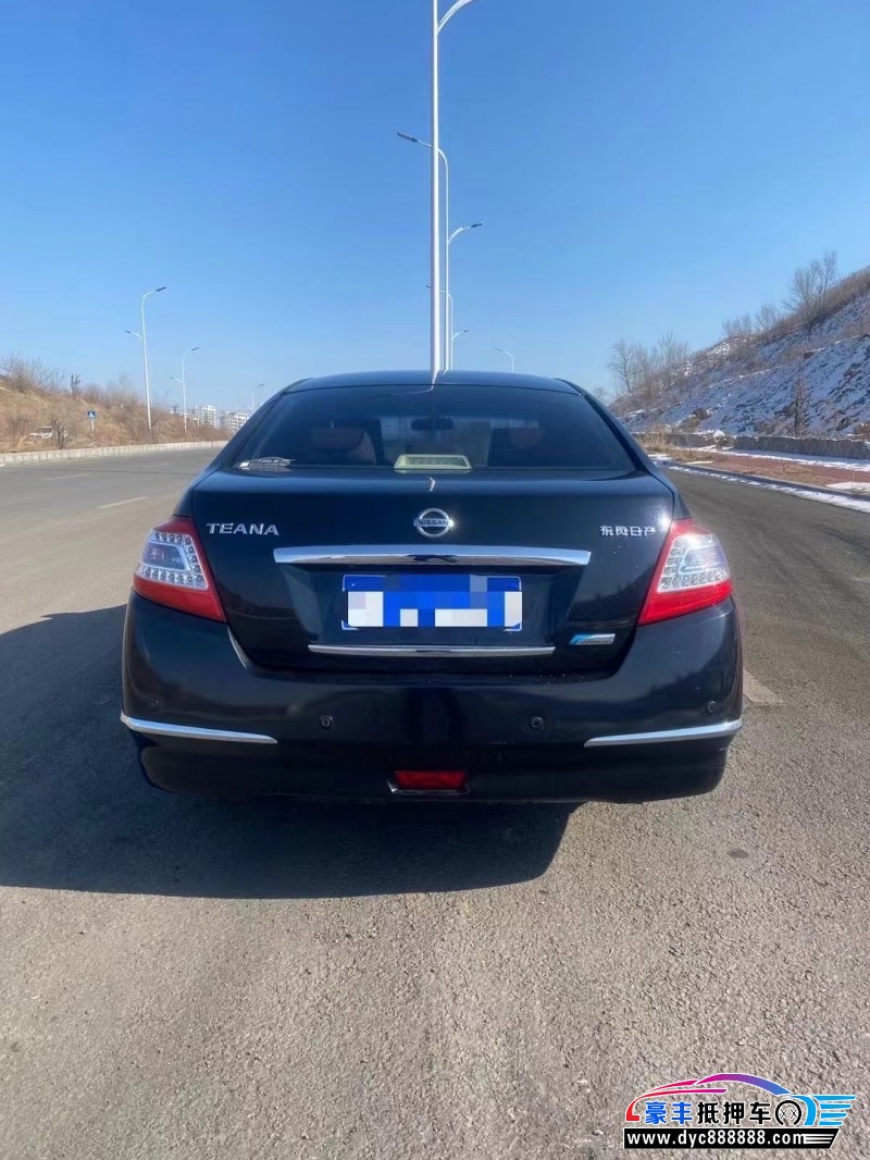 12年日产天籁轿车抵押车出售