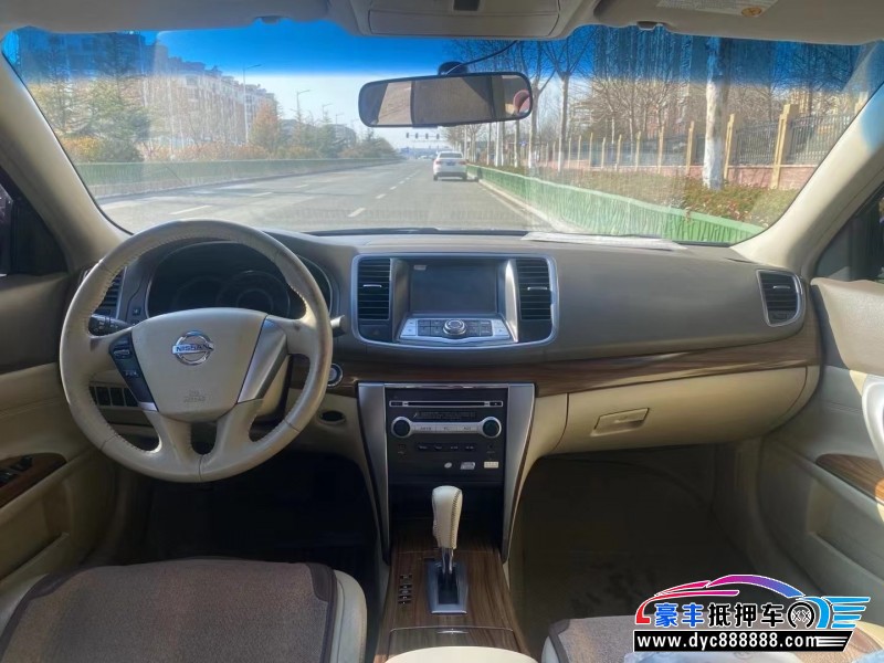 12年日产天籁轿车抵押车出售