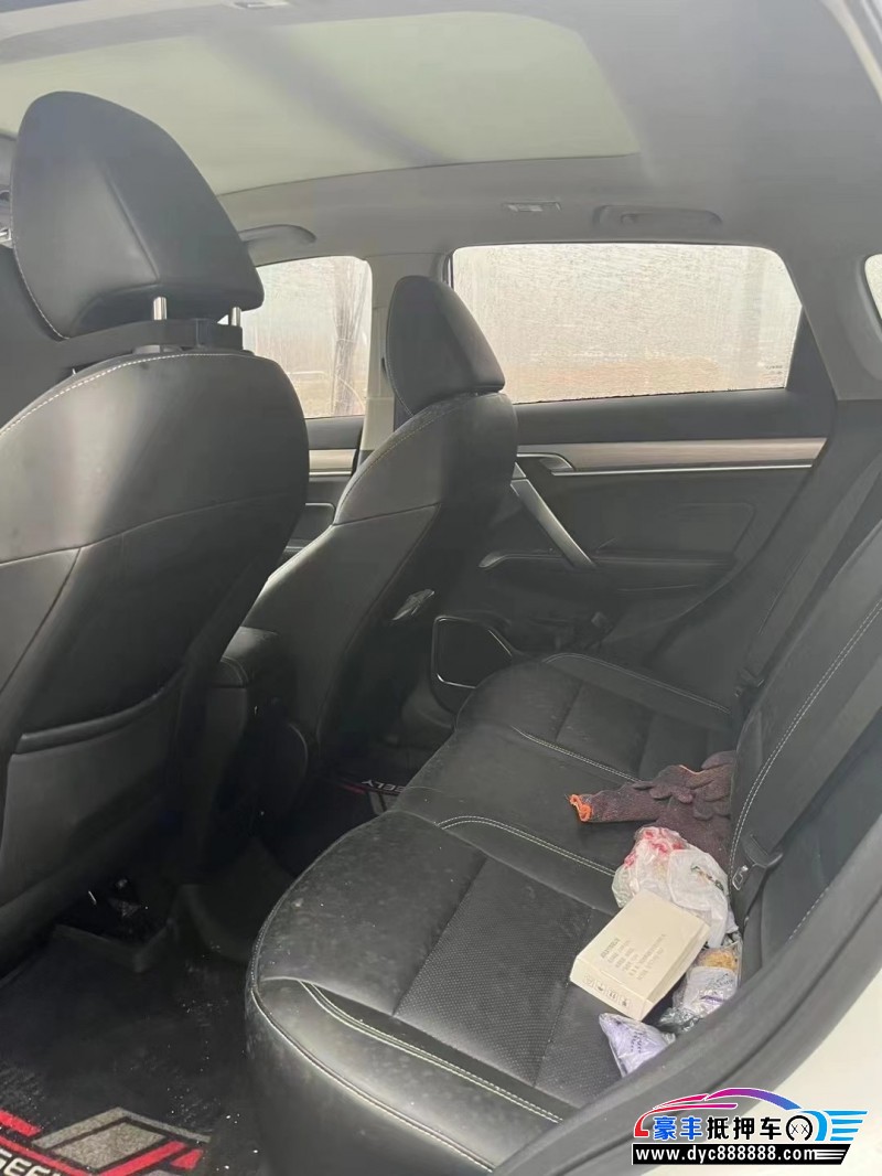 19年吉利缤越轿车抵押车出售