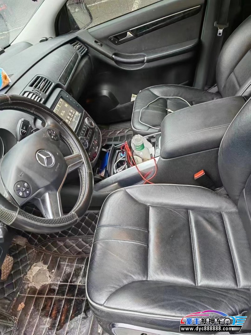 16年奔驰RSUV抵押车出售