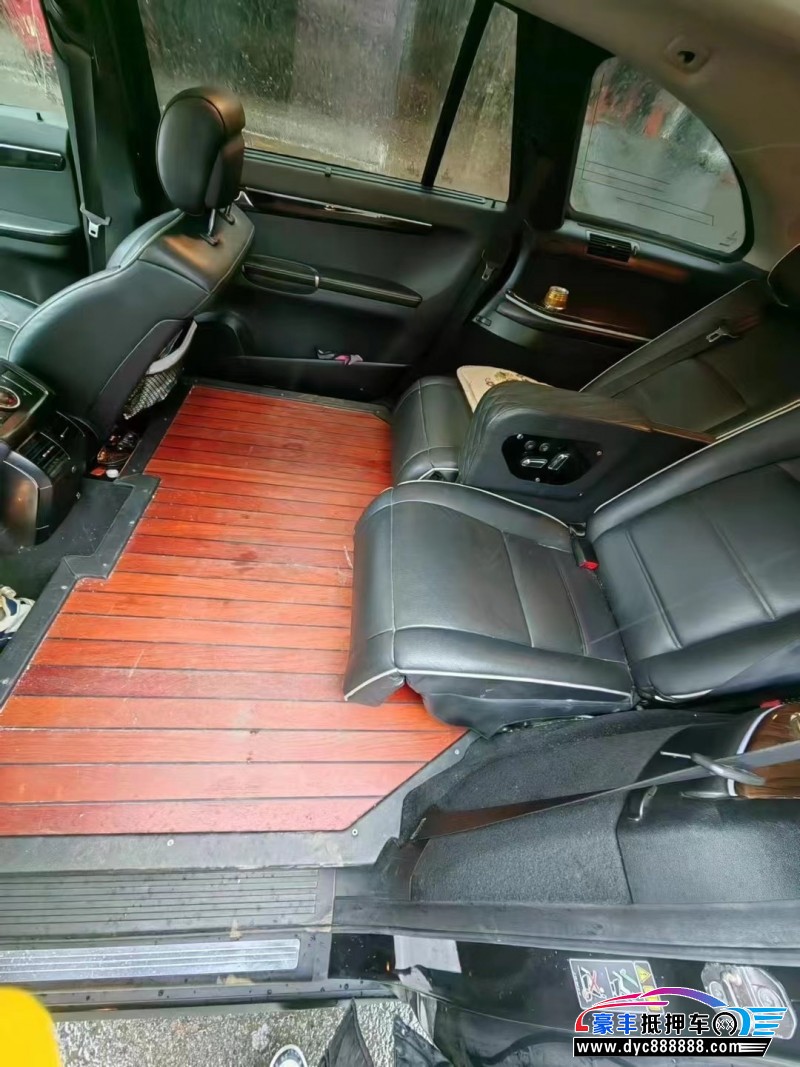 16年奔驰RSUV抵押车出售