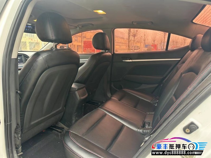 19年现代领动轿车抵押车出售