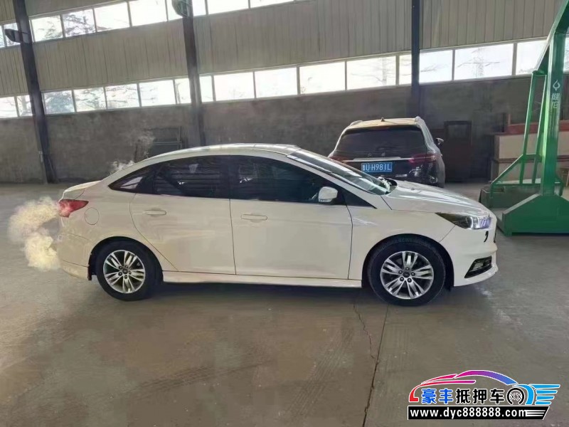 16年福特福克斯轿车抵押车出售