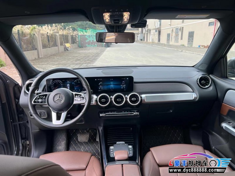 21年奔驰GLB轿车抵押车出售