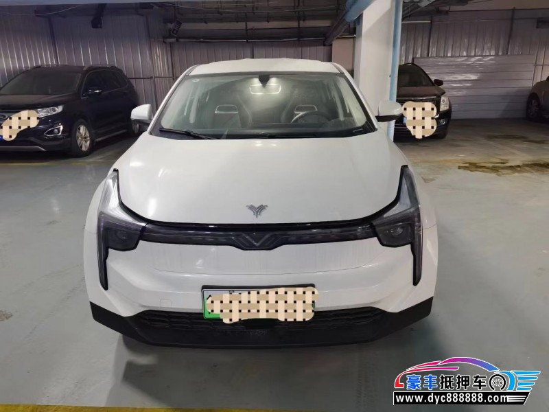 23年哪吒U轿车抵押车出售