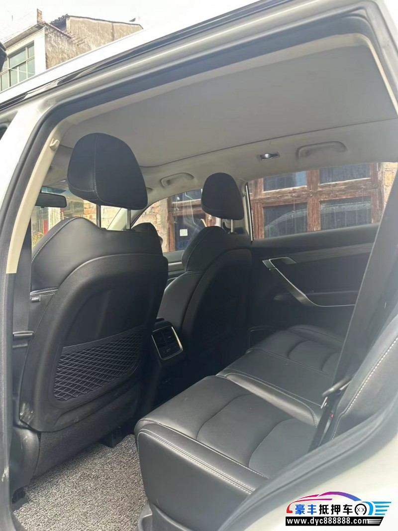 21年吉利博越轿车抵押车出售